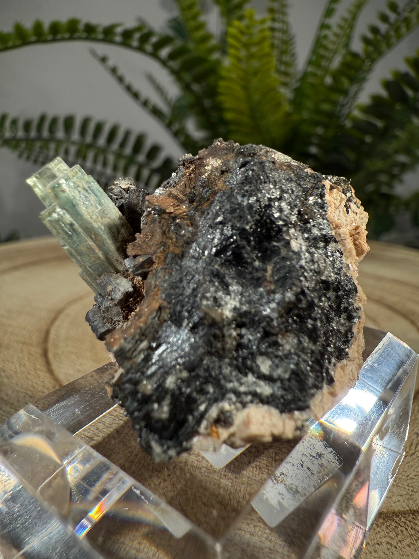 Aquamarin auf Matrix